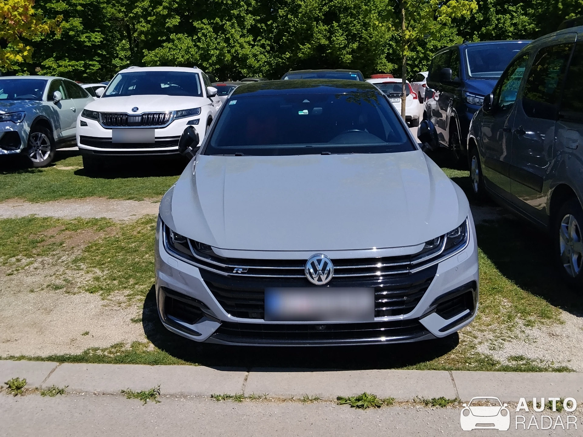 Volkswagen Arteon R Shooting Brake spotted in Domžale