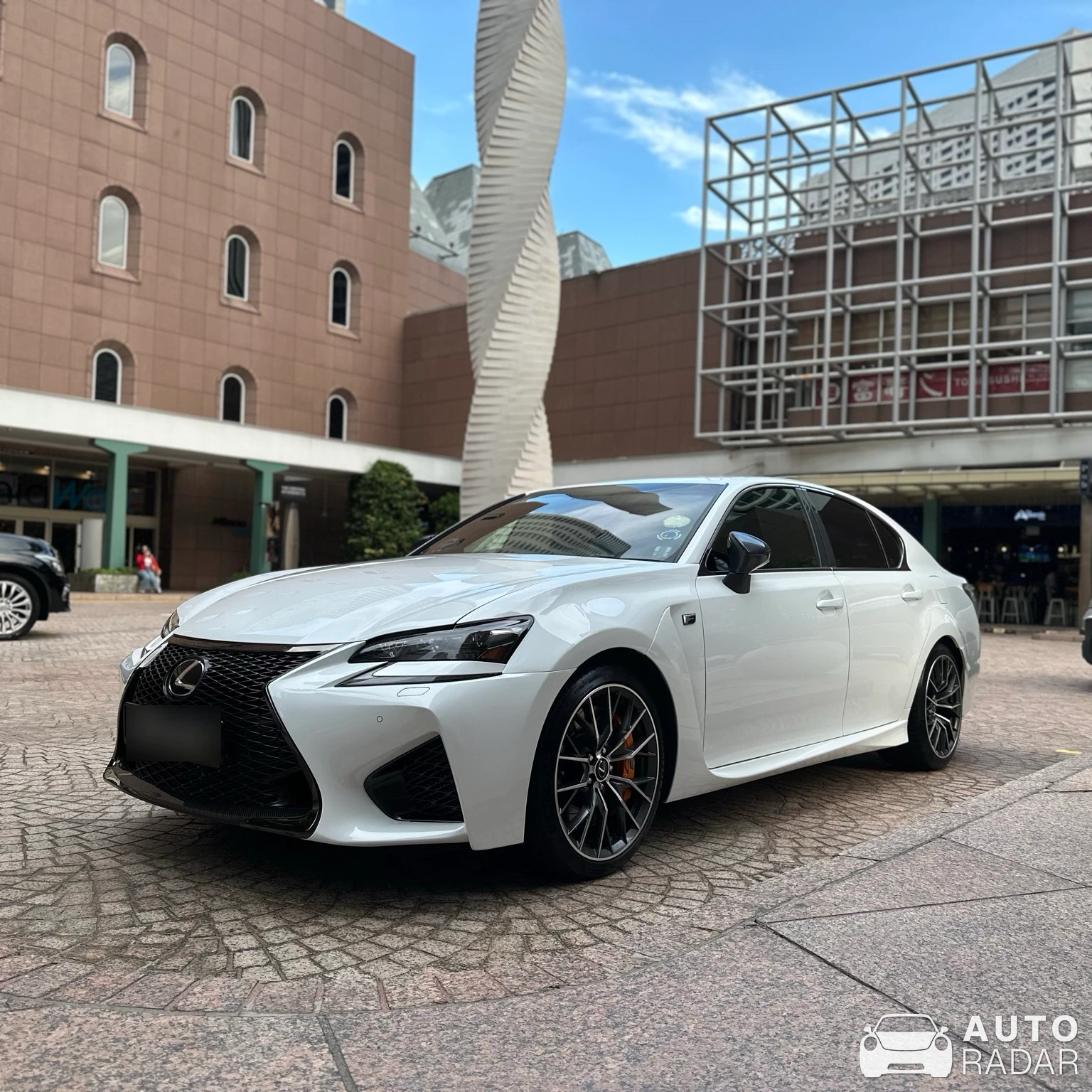 Lexus GS-F 2016 spotted in Singapore