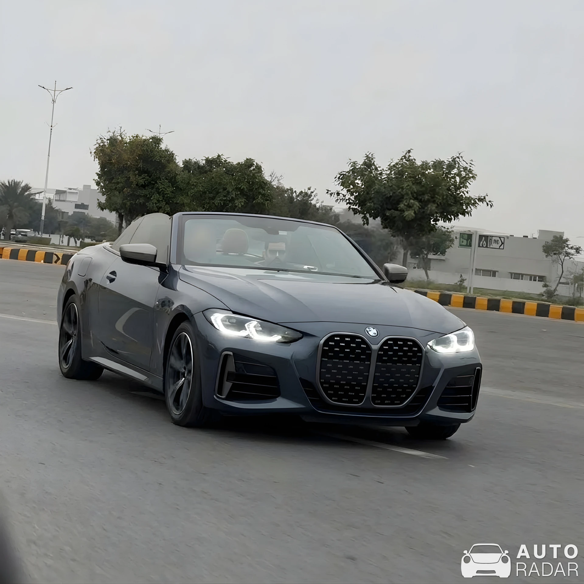 BMW M440i Cabriolet spotted in Karachi