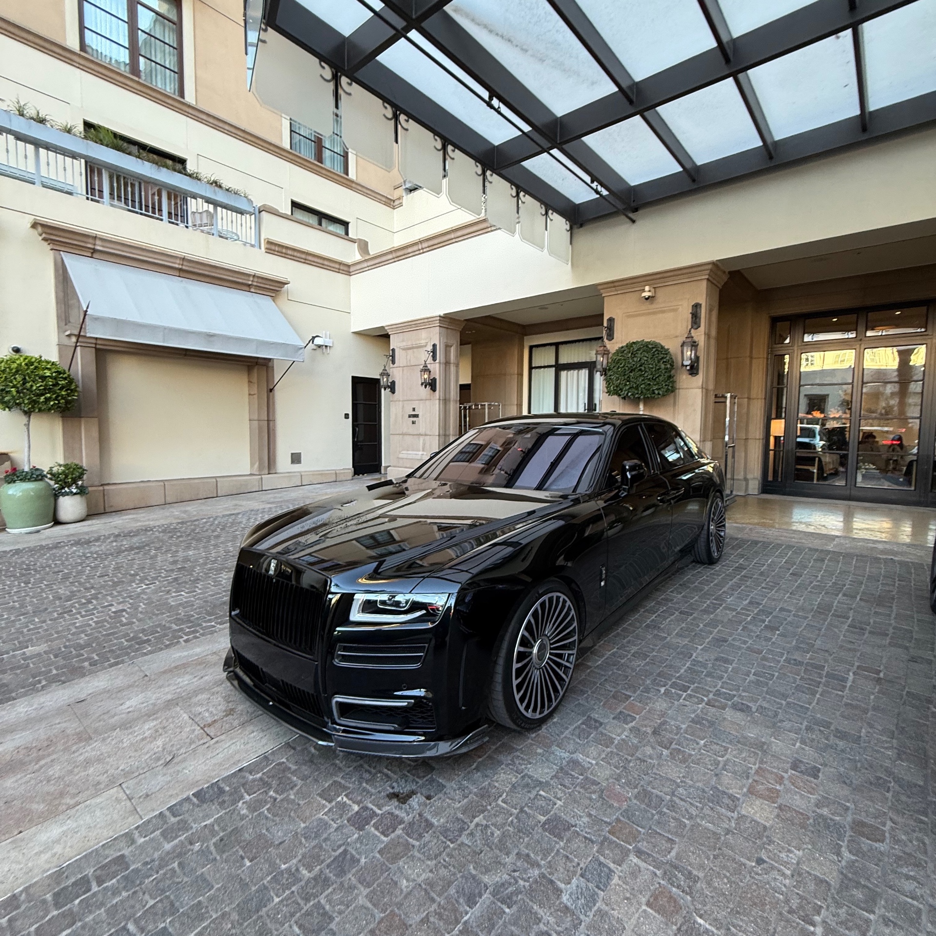 Rolls-Royce Phantom VIII Mansory