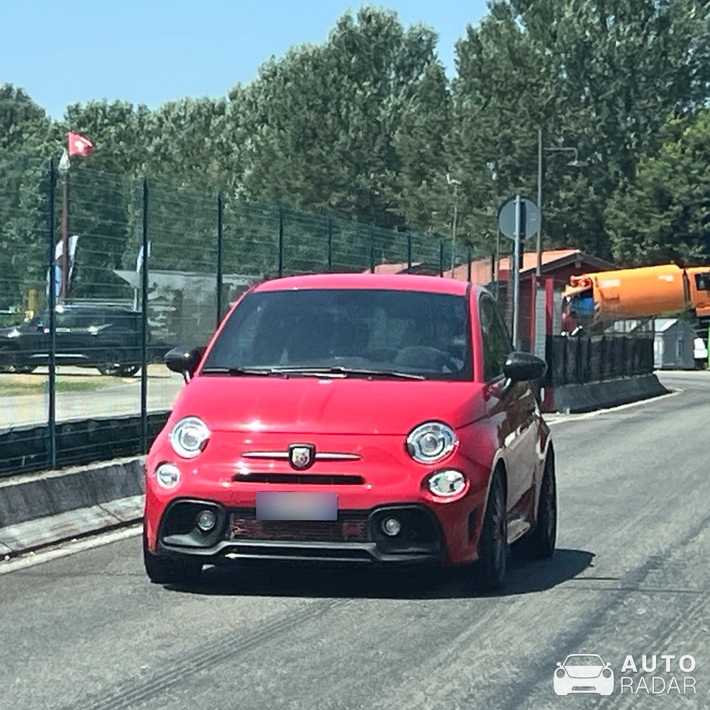 Abarth 695 75° Anniversario spotted