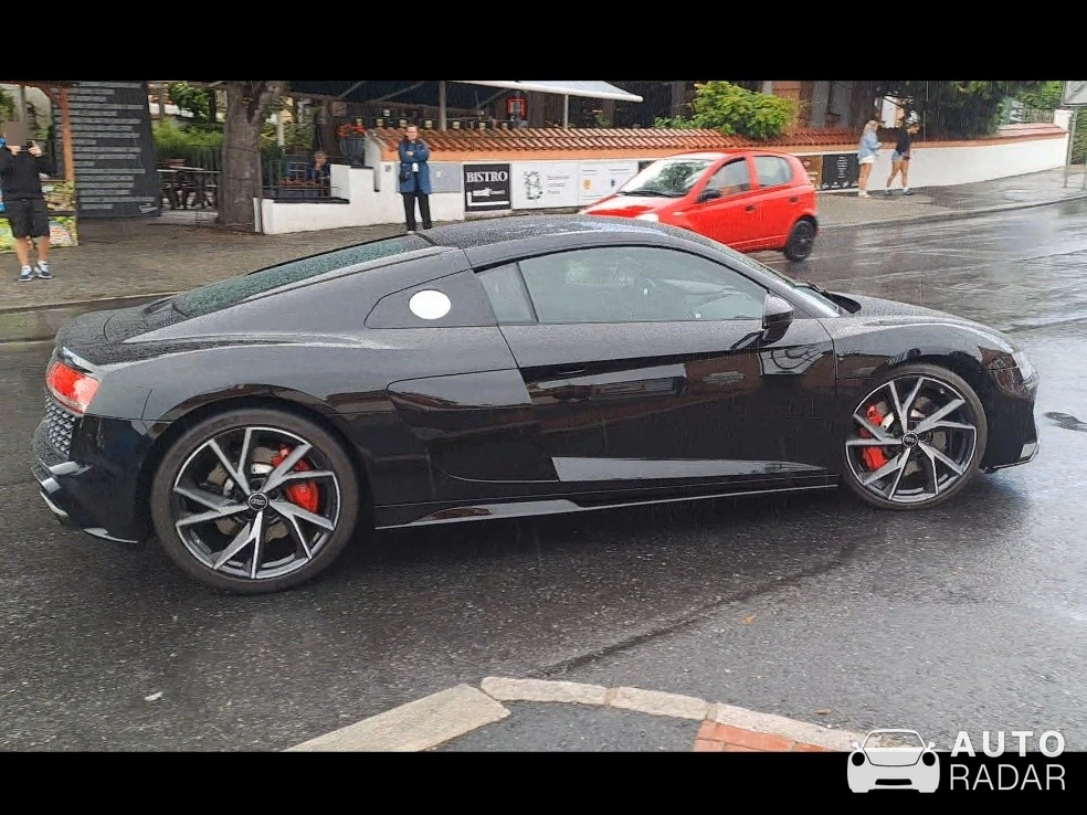 Audi R8 V10 Spyder 2019 spotted in Praha