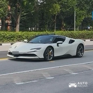 Ferrari SF90 Stradale spotted in Singapore, Singapore