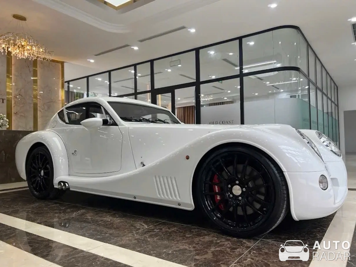 Morgan Aero 8 SuperSports spotted