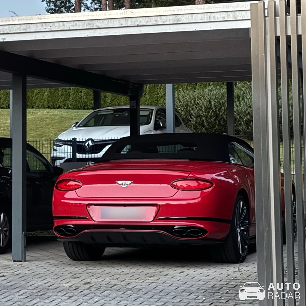 Bentley Continental GTC V8 S 2023 spotted in Bielefeld
