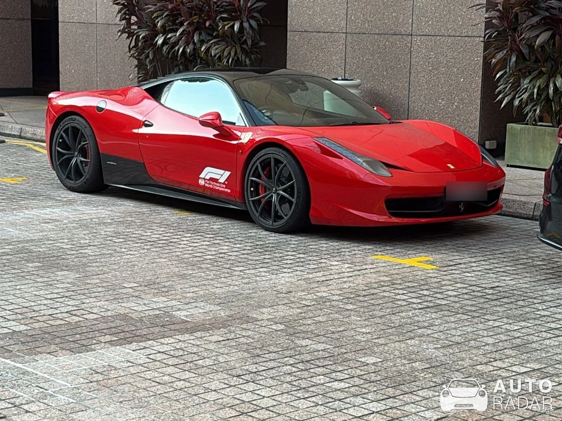 Ferrari 458 Italia spotted in Singapore, Singapore