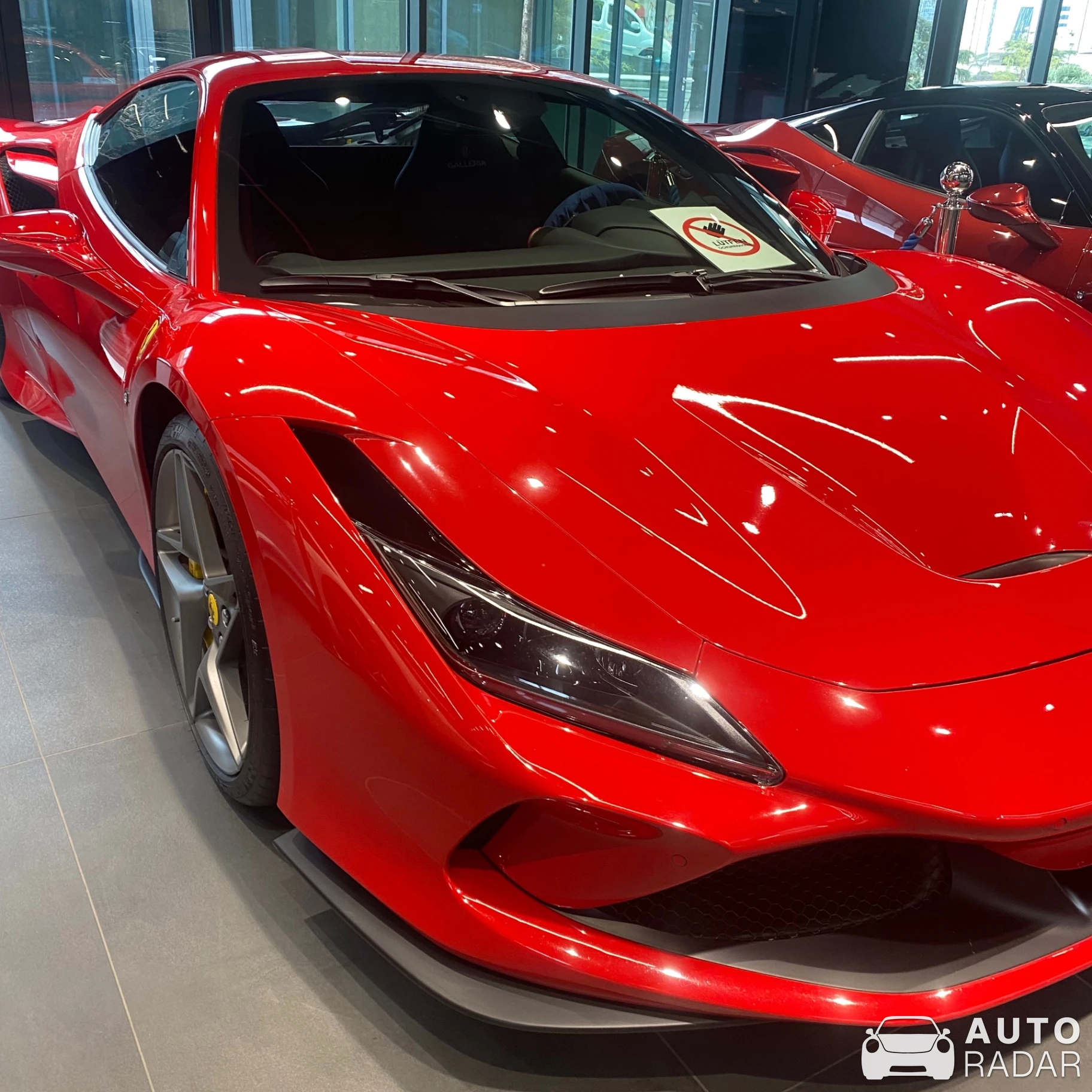 Ferrari F8 Tributo spotted in Şişli, Türkiye