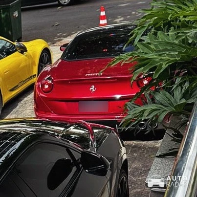Ferrari California spotted in Setor Marista, Brazil