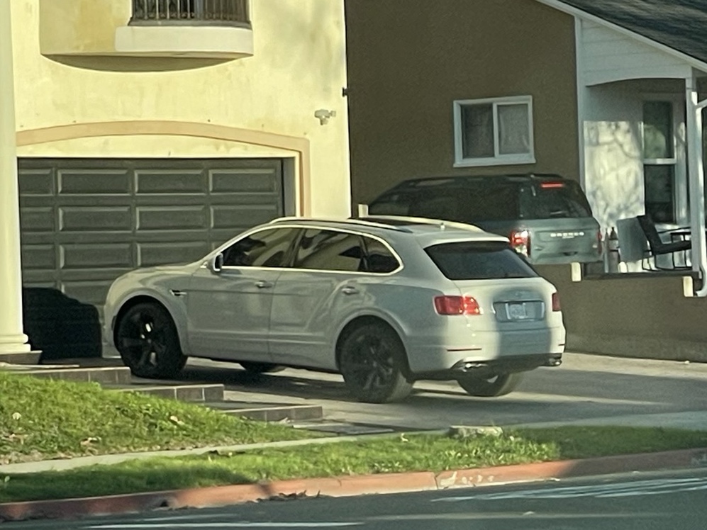 Bentley Bentayga W12