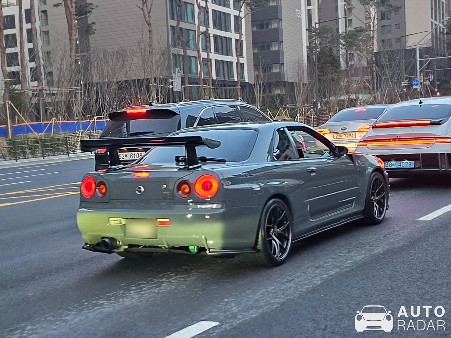 Nissan Skyline R34 GT-R spotted in Seoul, South Korea