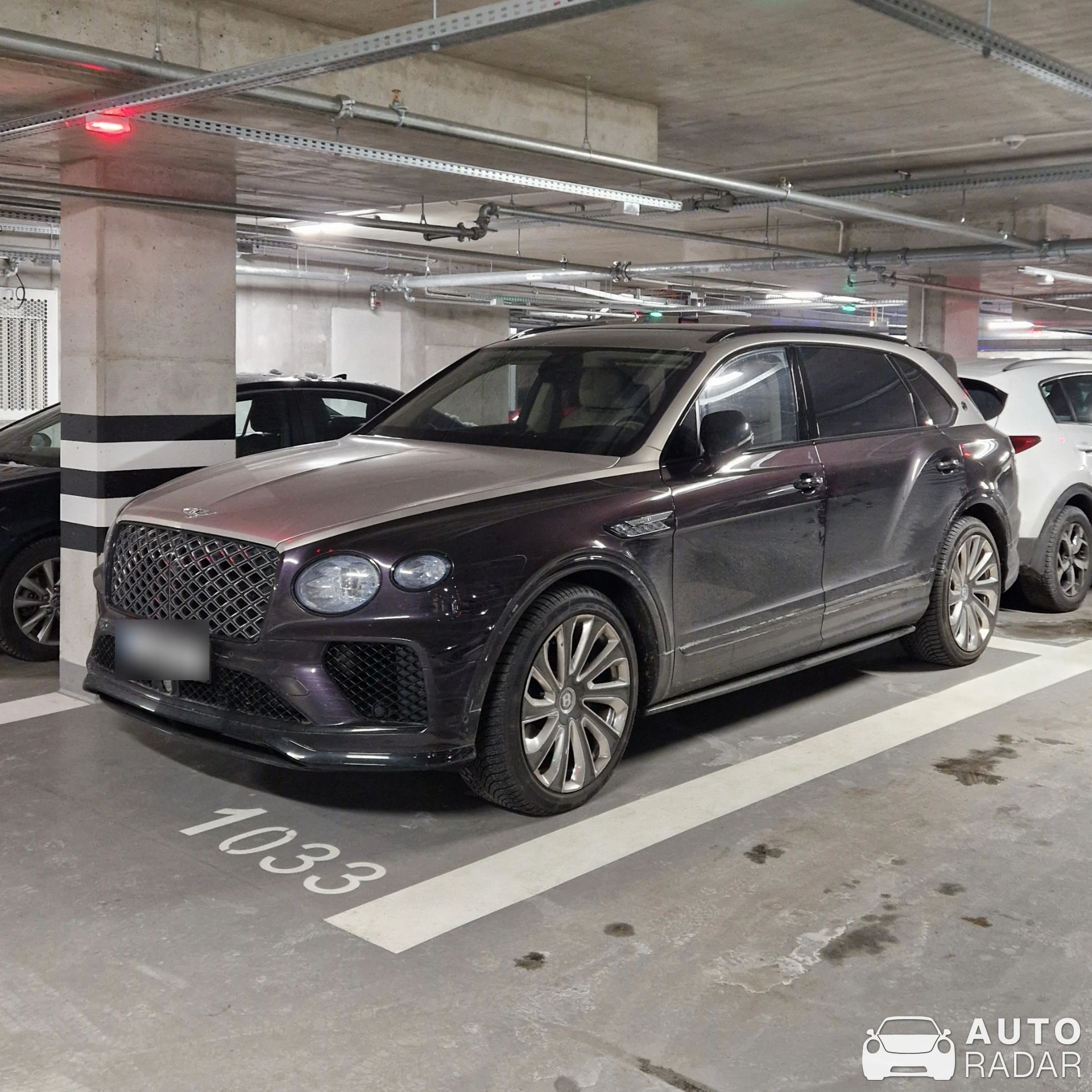 Bentley Bentayga EWB Mulliner spotted in Warszawa, Poland