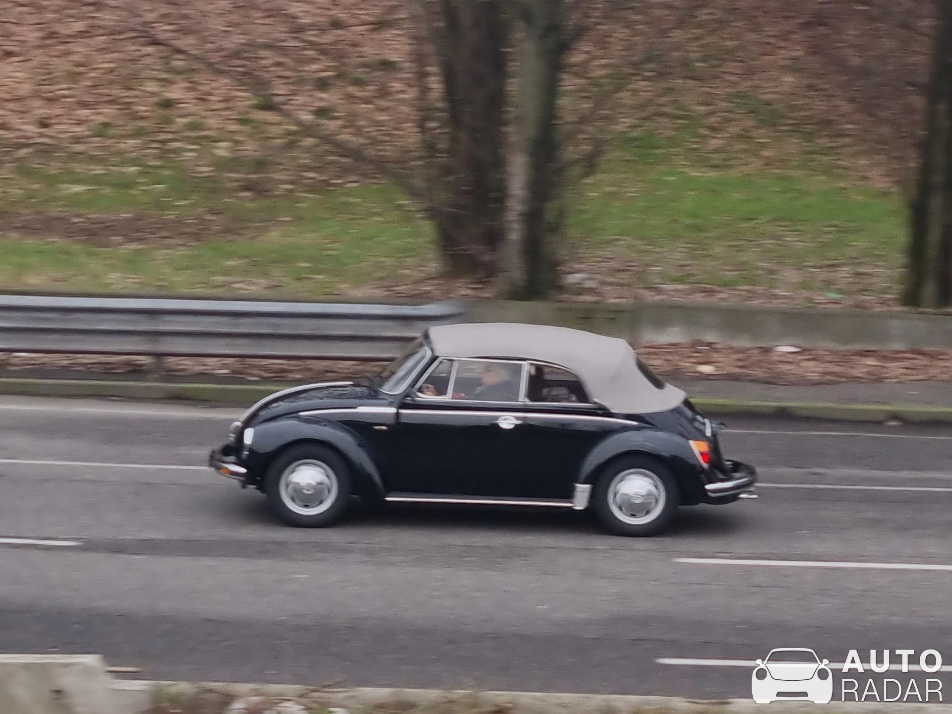 Volkswagen Beetle spotted in Milano, Italy