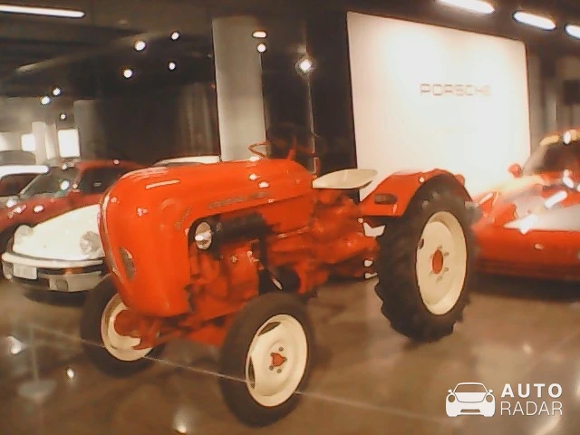 Porsche Junior 108 spotted in Valencia
