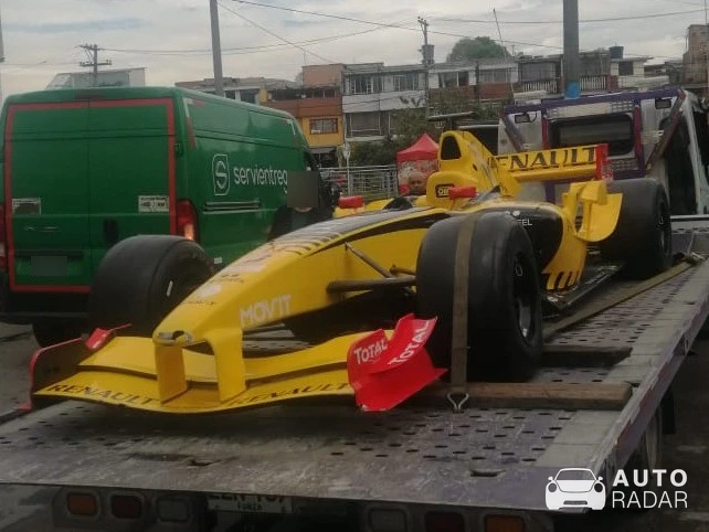 Renault R31 spotted in Bogotá, Colombia
