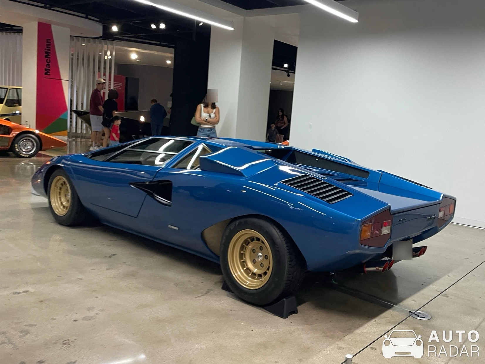 Lamborghini Countach LP400 Periscopio spotted in Los Angeles