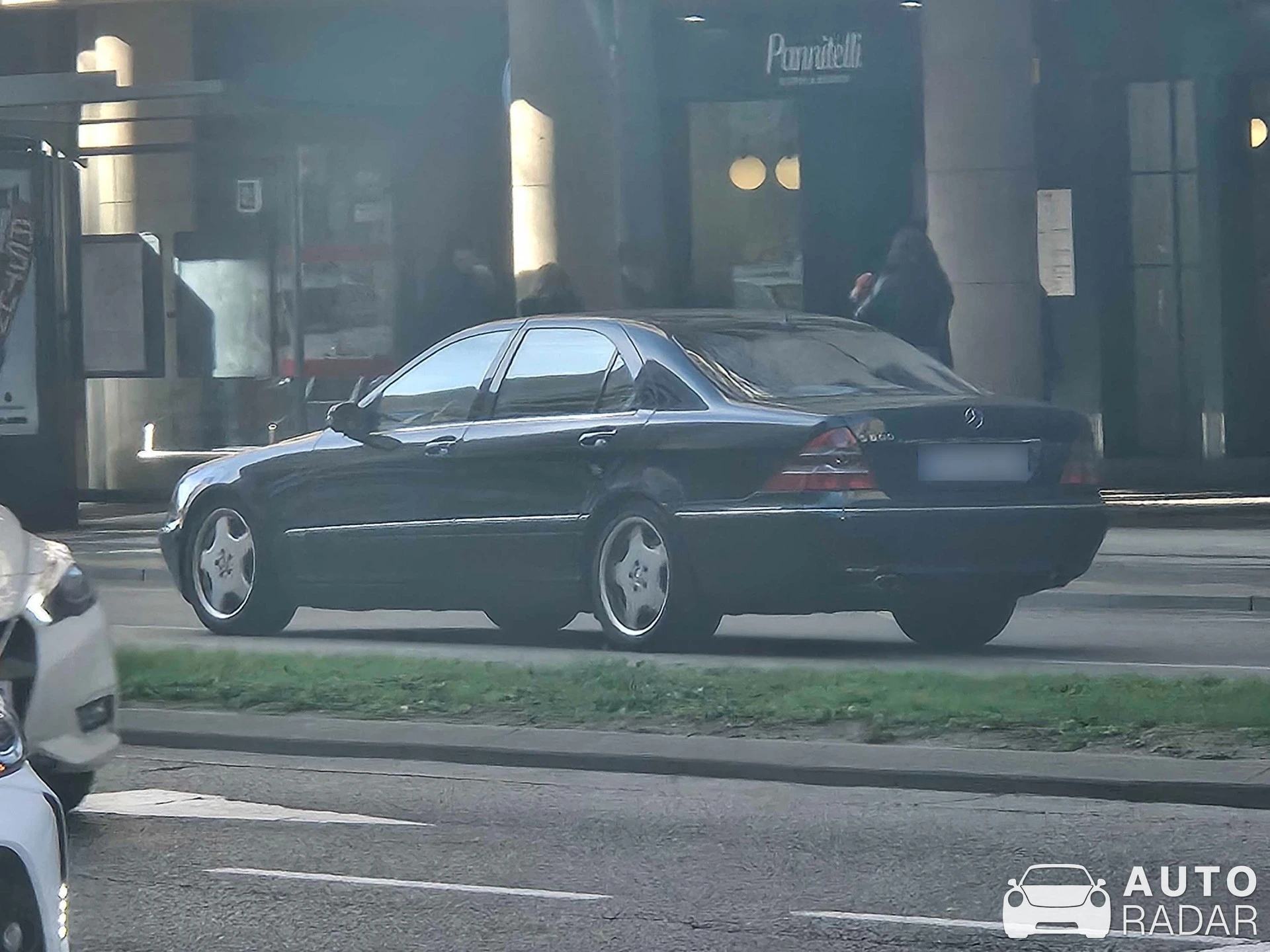 Mercedes-Benz S600 spotted in Zaragoza