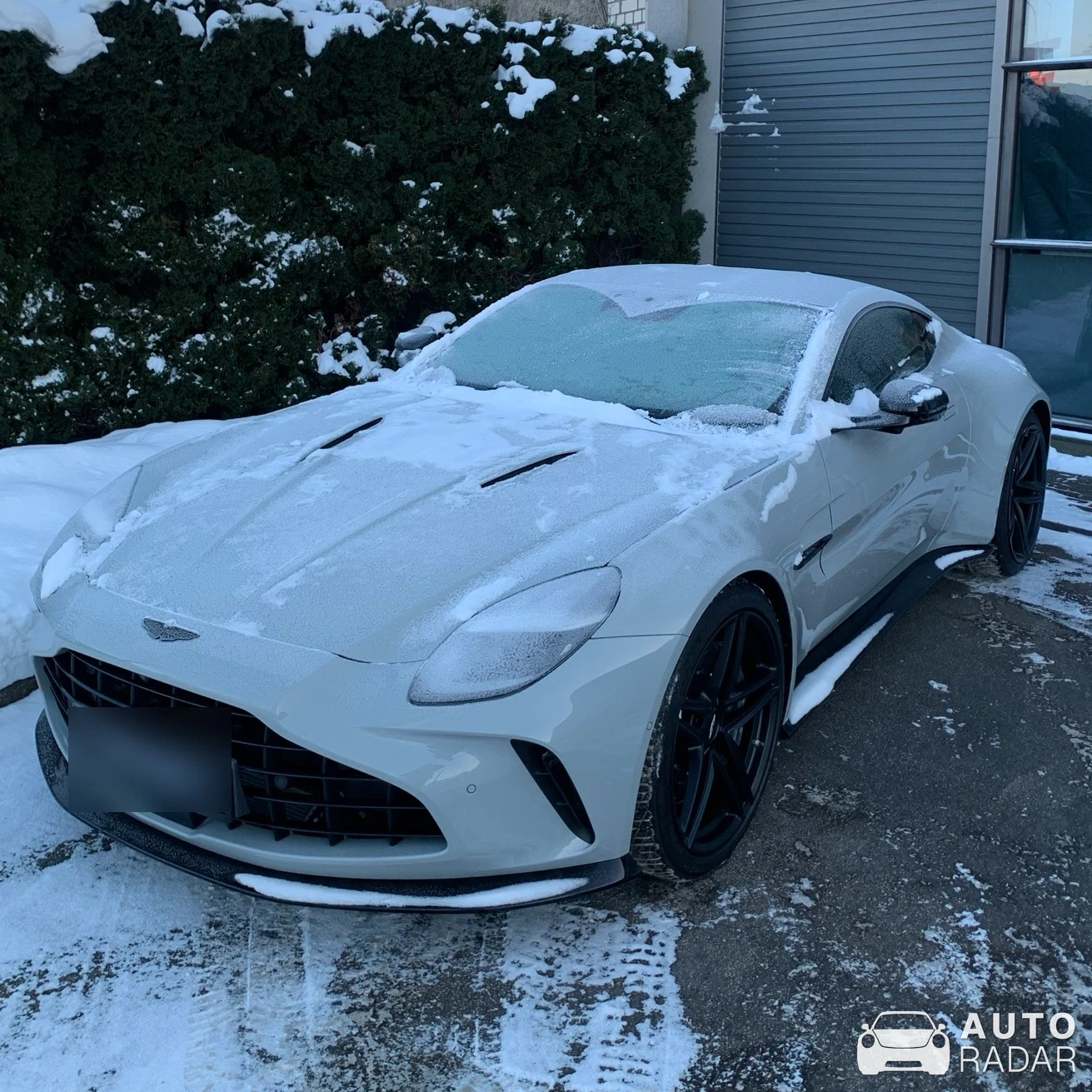 Aston Martin V8 Vantage spotted in Rīga, Latvia