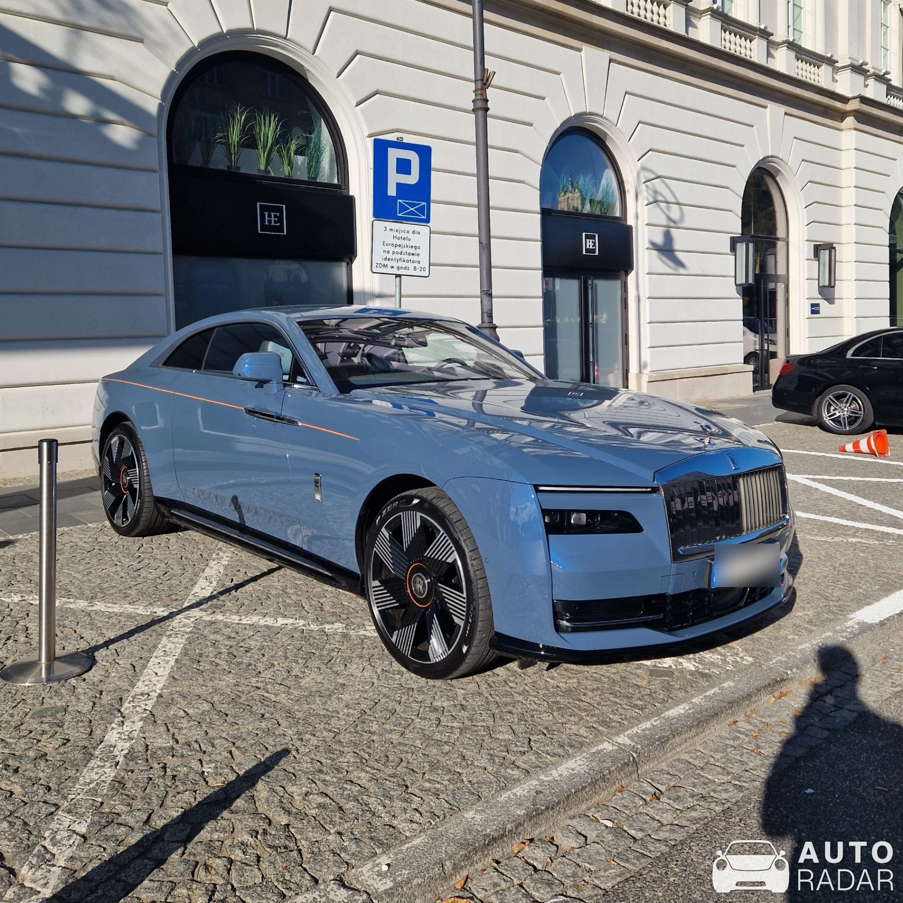 Rolls-Royce Spectre spotted in Warszawa, Poland