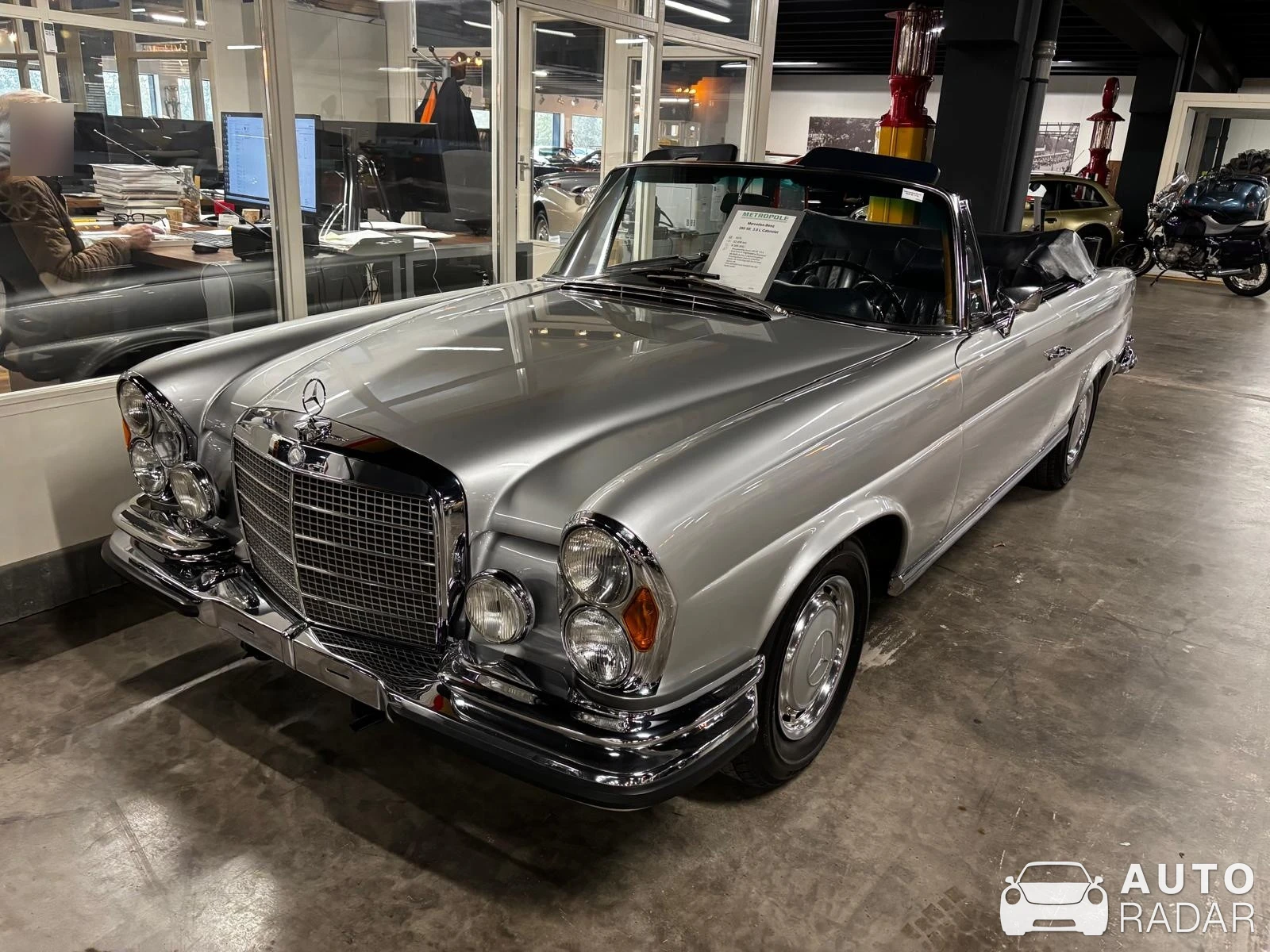 Mercedes-Benz 280 SE spotted in Druten, Netherlands