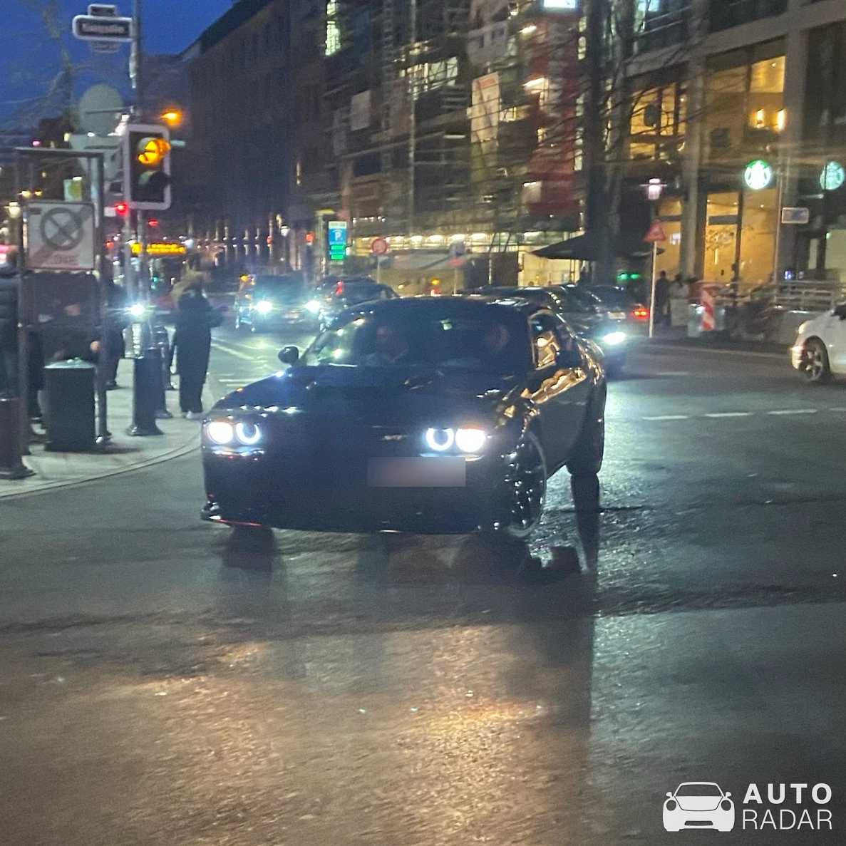 Dodge Challenger SRT Hellcat Widebody spotted in Düsseldorf, Deutschland