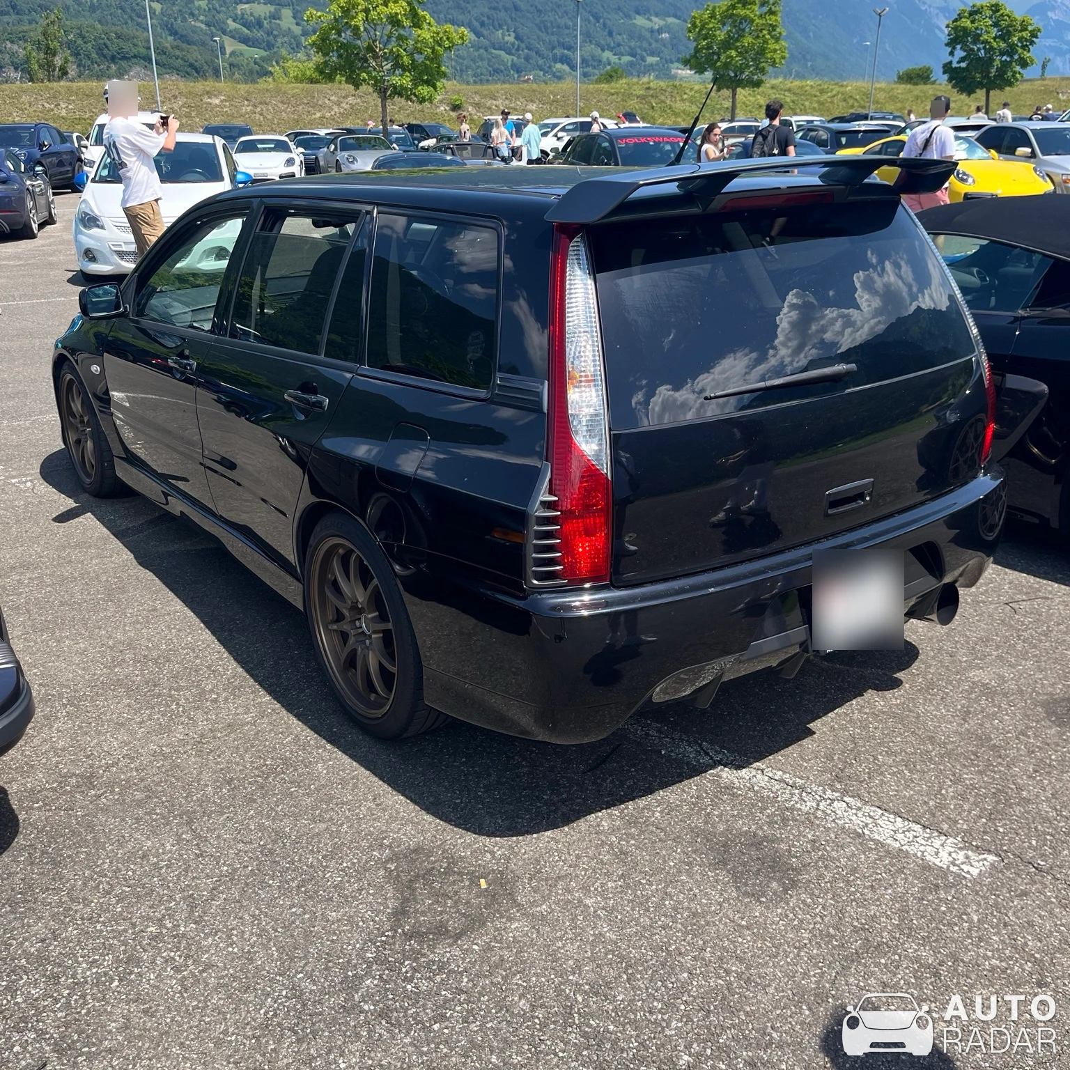 Mitsubishi Lancer Evolution IX Wagon GT spotted in Interlaken