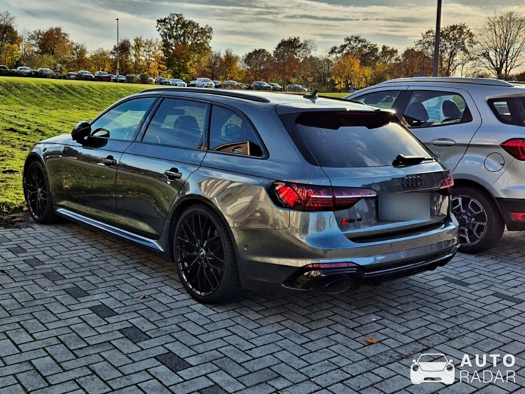 Audi RS4 Avant B9 spotted in Haselünne, Germany