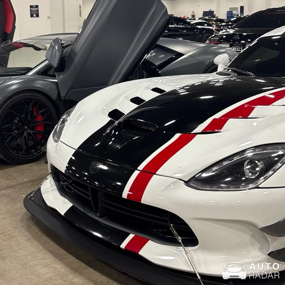 Dodge Viper ACR spotted in Beverly Hills, United States