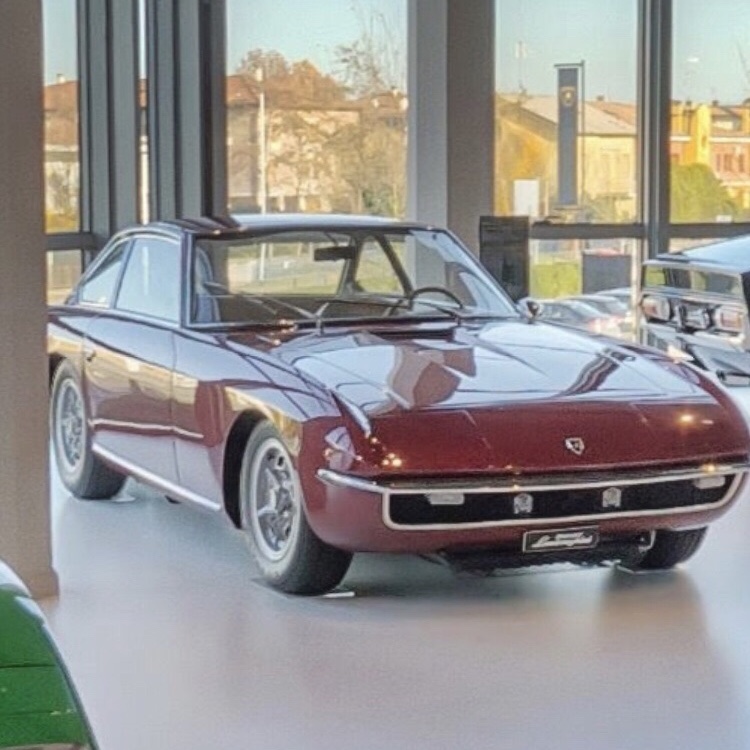 Lamborghini Islero 400 GT