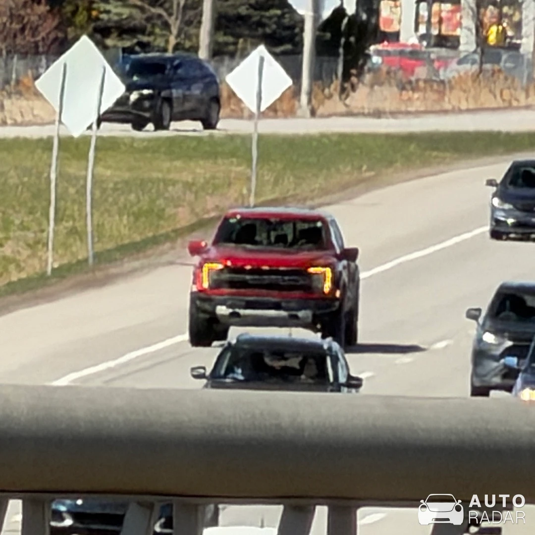 Ford F-150 Raptor 37 spotted in Terrebonne