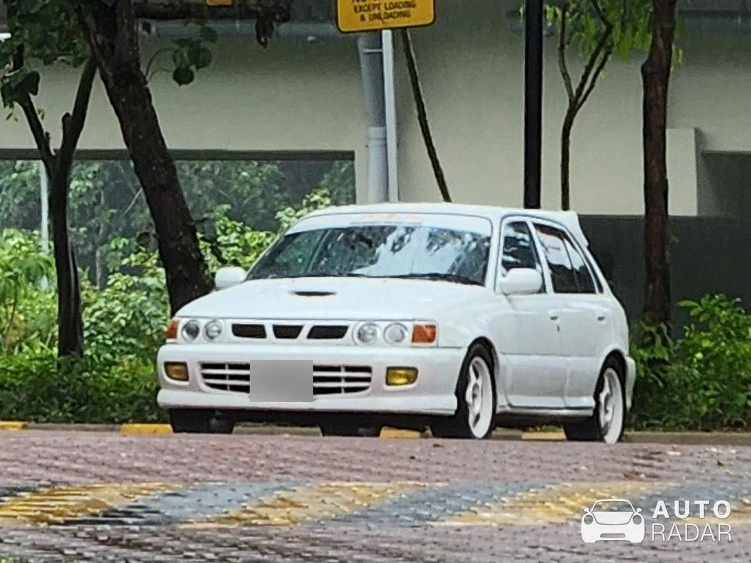 Toyota Starlet P80 GT Turbo spotted in Singapore