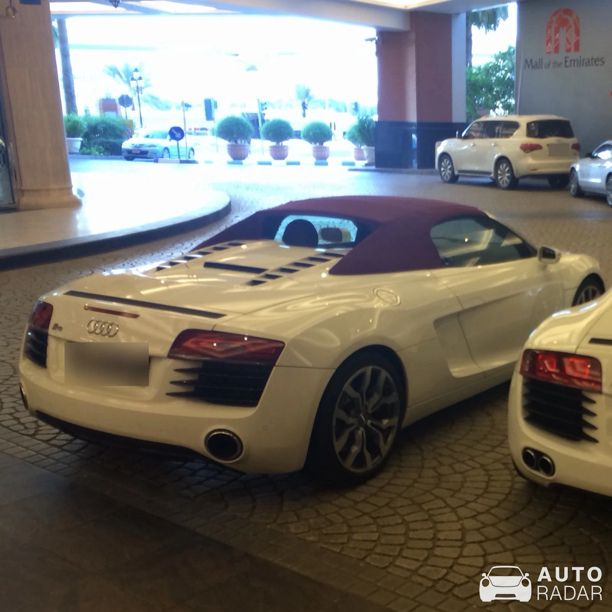 Audi R8 V10 Spyder spotted in Dubai, Verenigde Arabische Emiraten