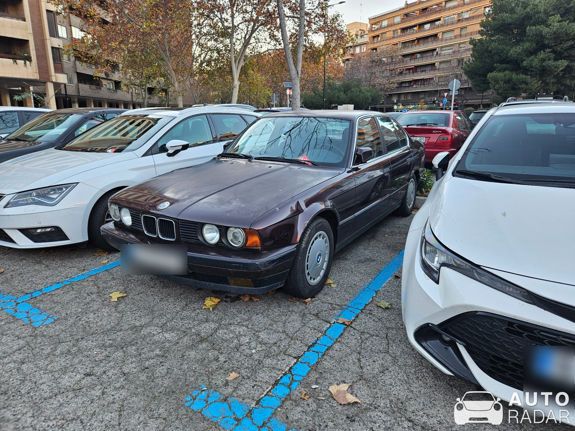 BMW 5 Series E34 spotted in Zaragoza, España