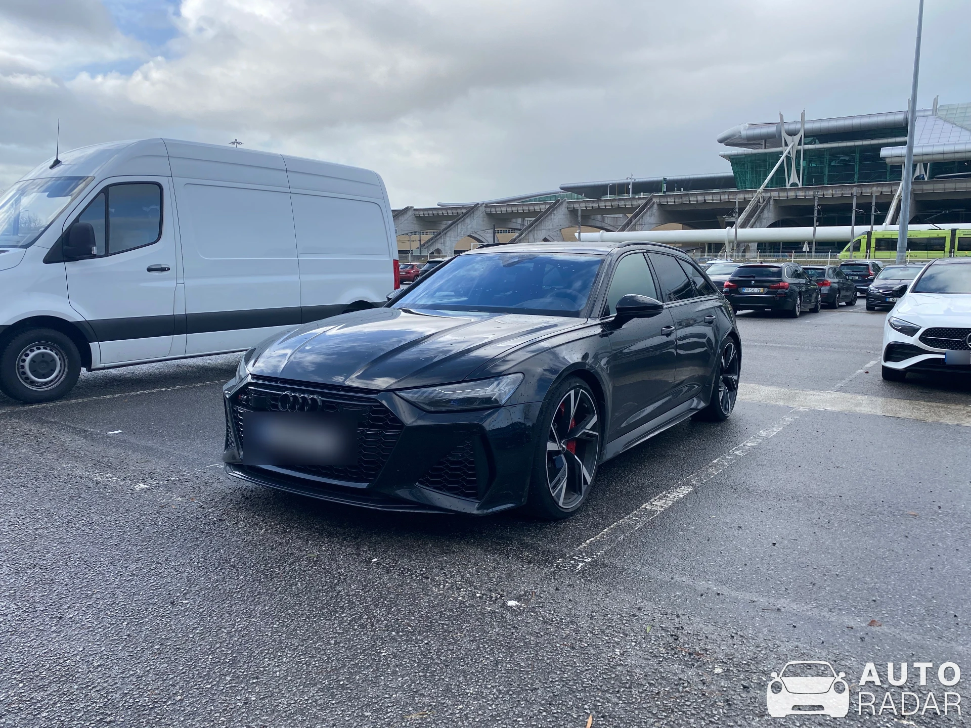 Audi RS6 Avant C8 spotted in Moreira, Portugal