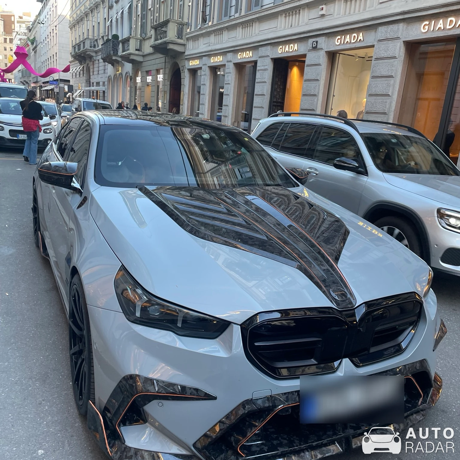BMW M5 G90 Mansory P850 Performance spotted in Milano