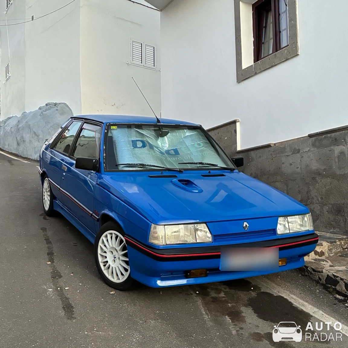 Renault 11 spotted in Tejeda