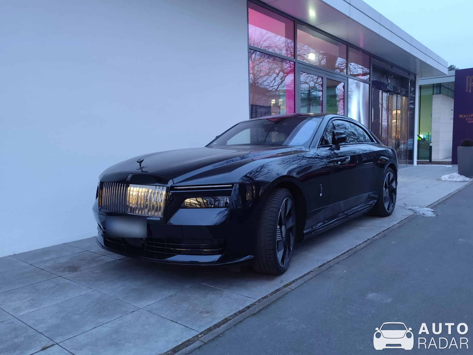 Rolls-Royce Spectre spotted in Radebeul, Germany