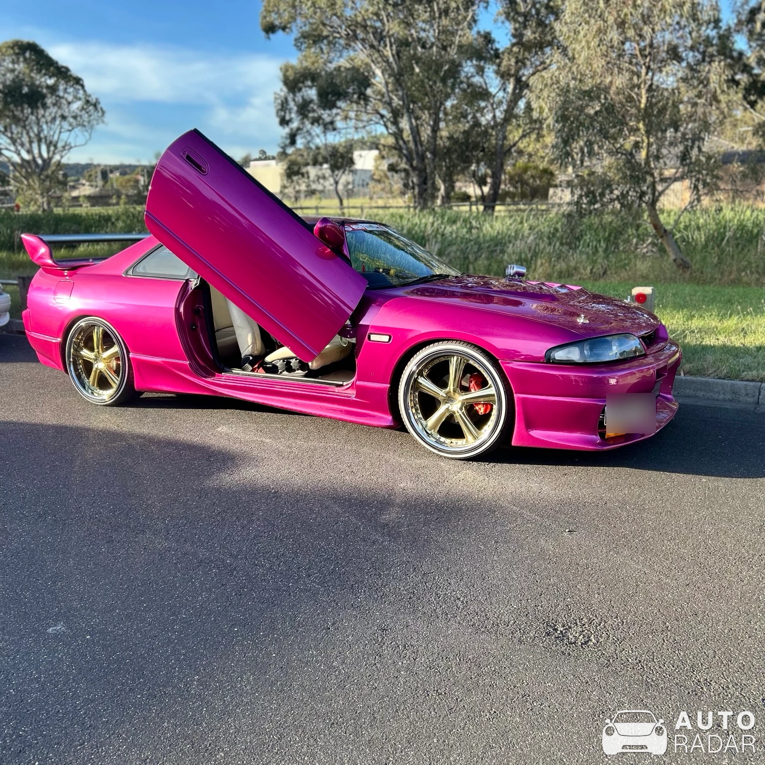 Nissan Skyline R33 spotted in Calder Park, Australia