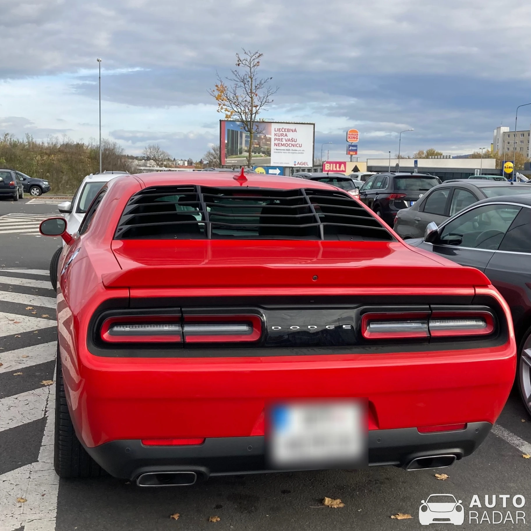 Dodge Challenger R/T spotted in Zvolen, Slovensko