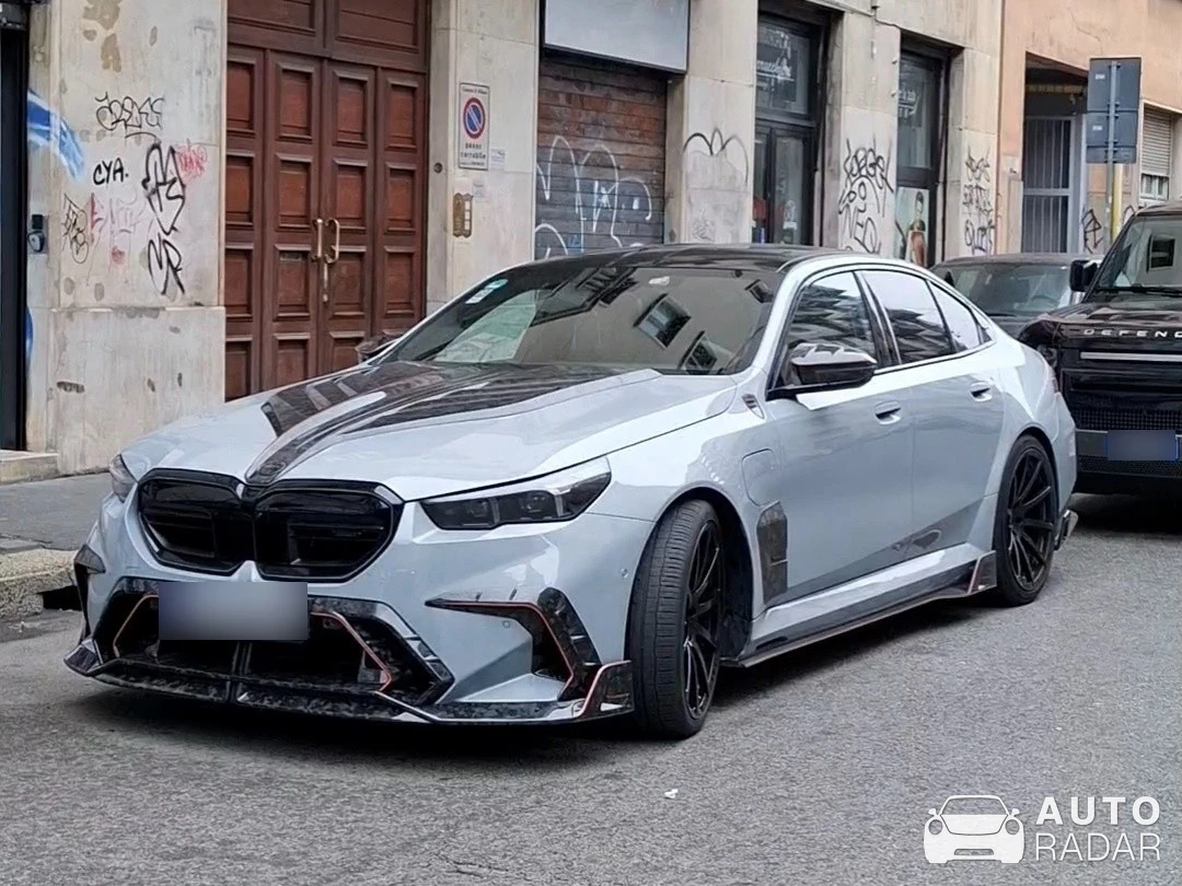 BMW M5 G90 Mansory P850 Performance spotted in Milano