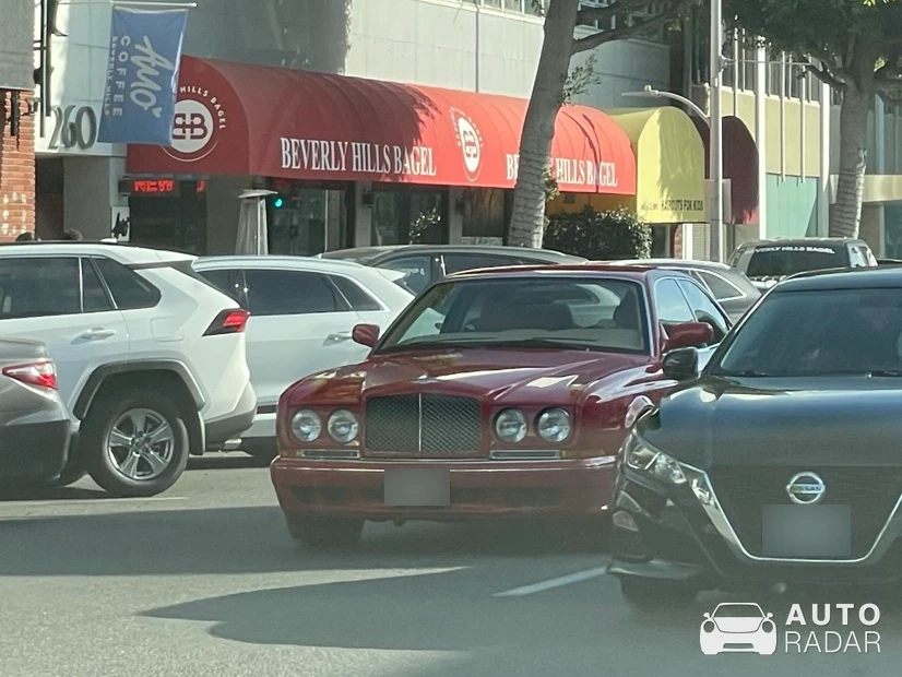Bentley Arnage Red Label LWB spotted in Beverly Hills