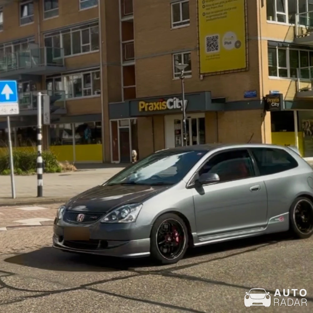 Honda Civic Type R EP3 spotted in Rotterdam