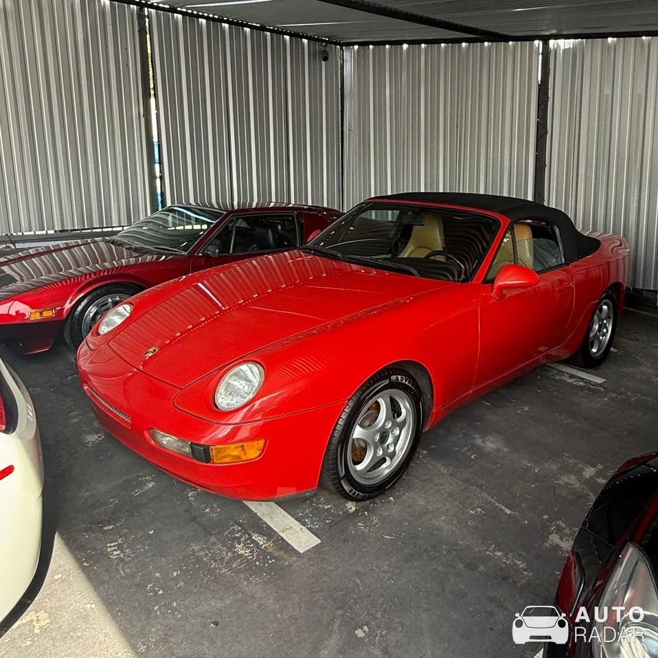 Porsche 968 Cabriolet spotted in West Hollywood