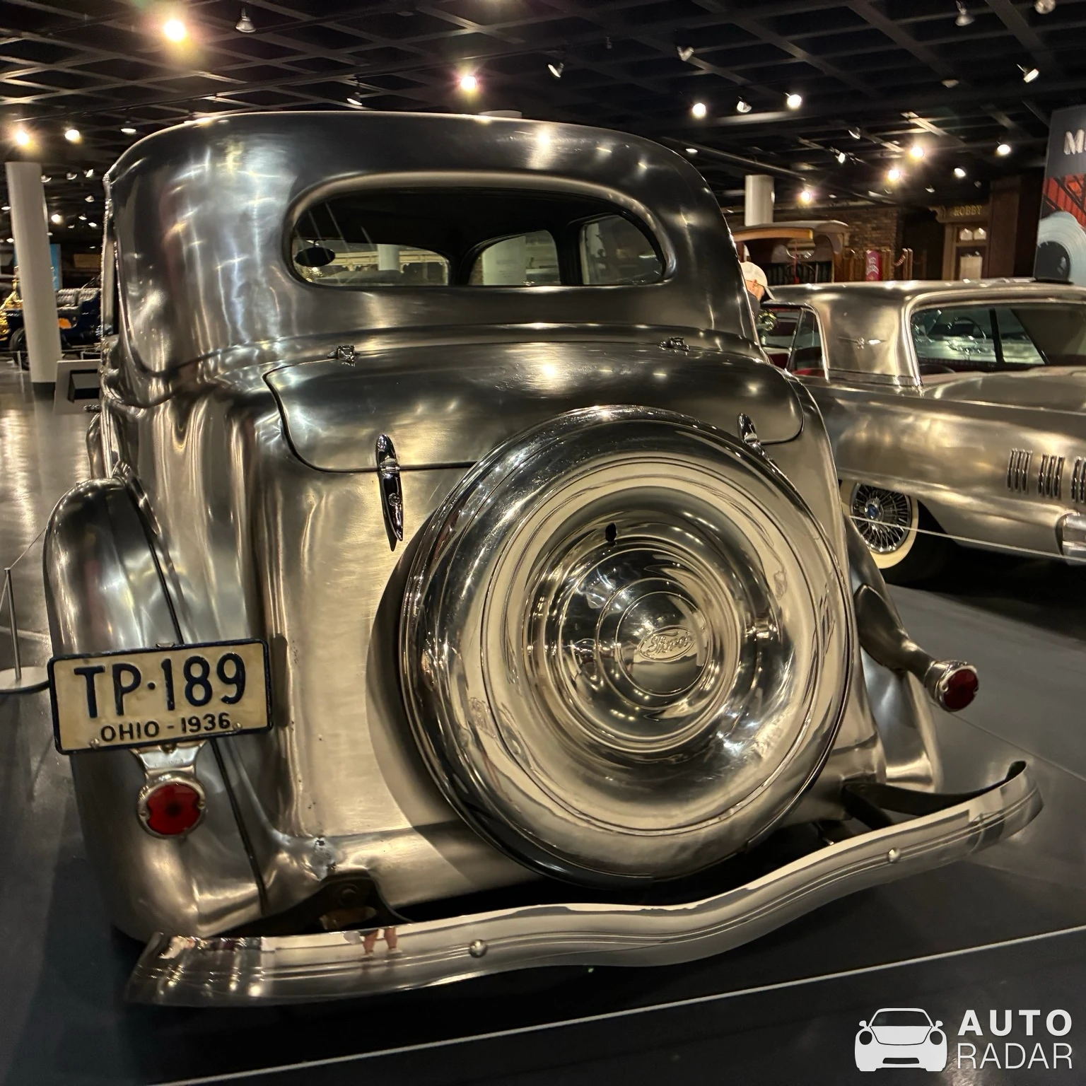 Ford De Luxe 1937 spotted in Cleveland