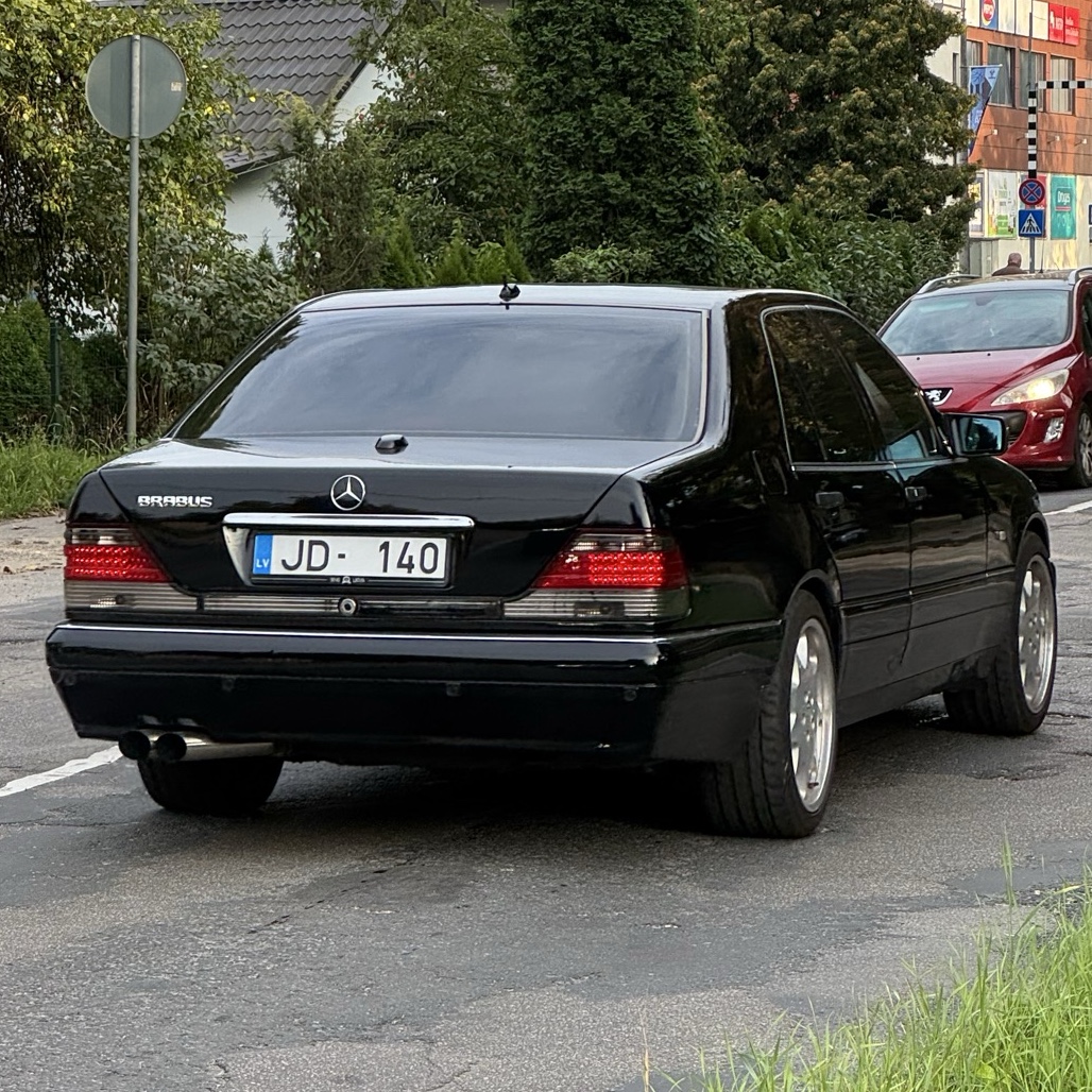 Mercedes-Benz S600 W140 Brabus