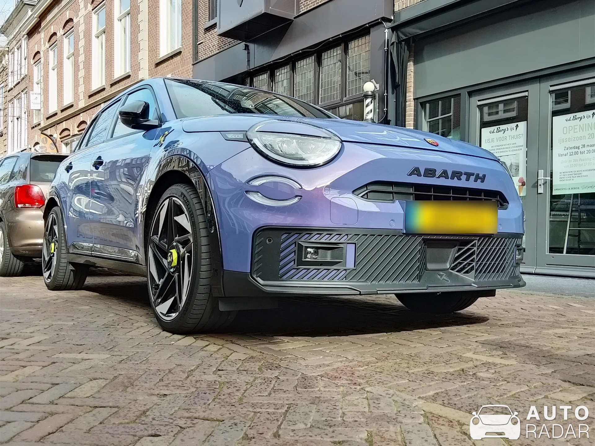 SEAT 600 spotted in Hoorn
