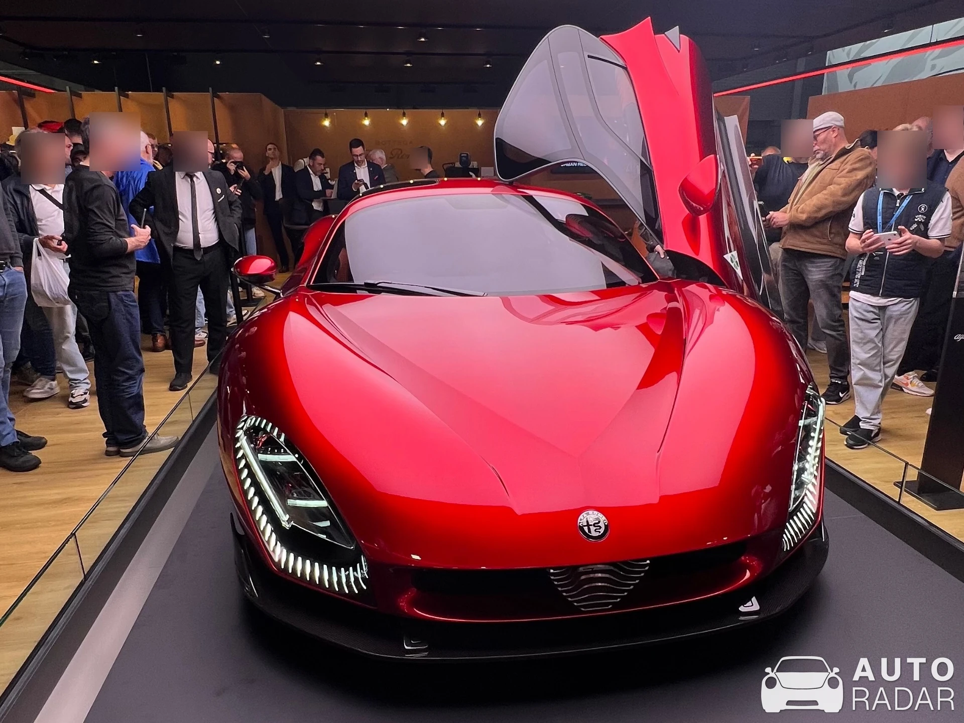 Alfa Romeo 33 Stradale spotted in Paris, France