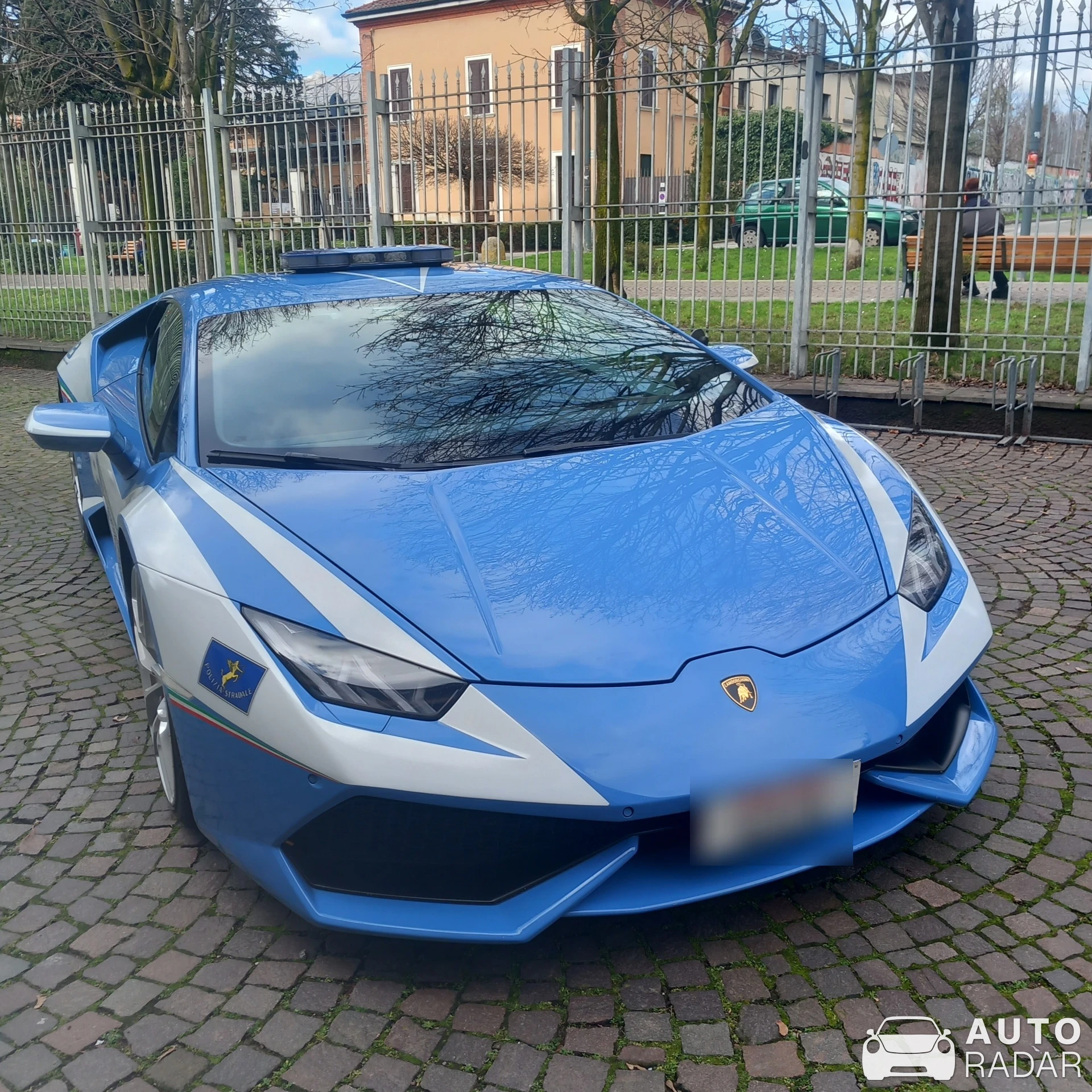 Lamborghini Huracán LP610-4 Polizia spotted in Saronno, Italy