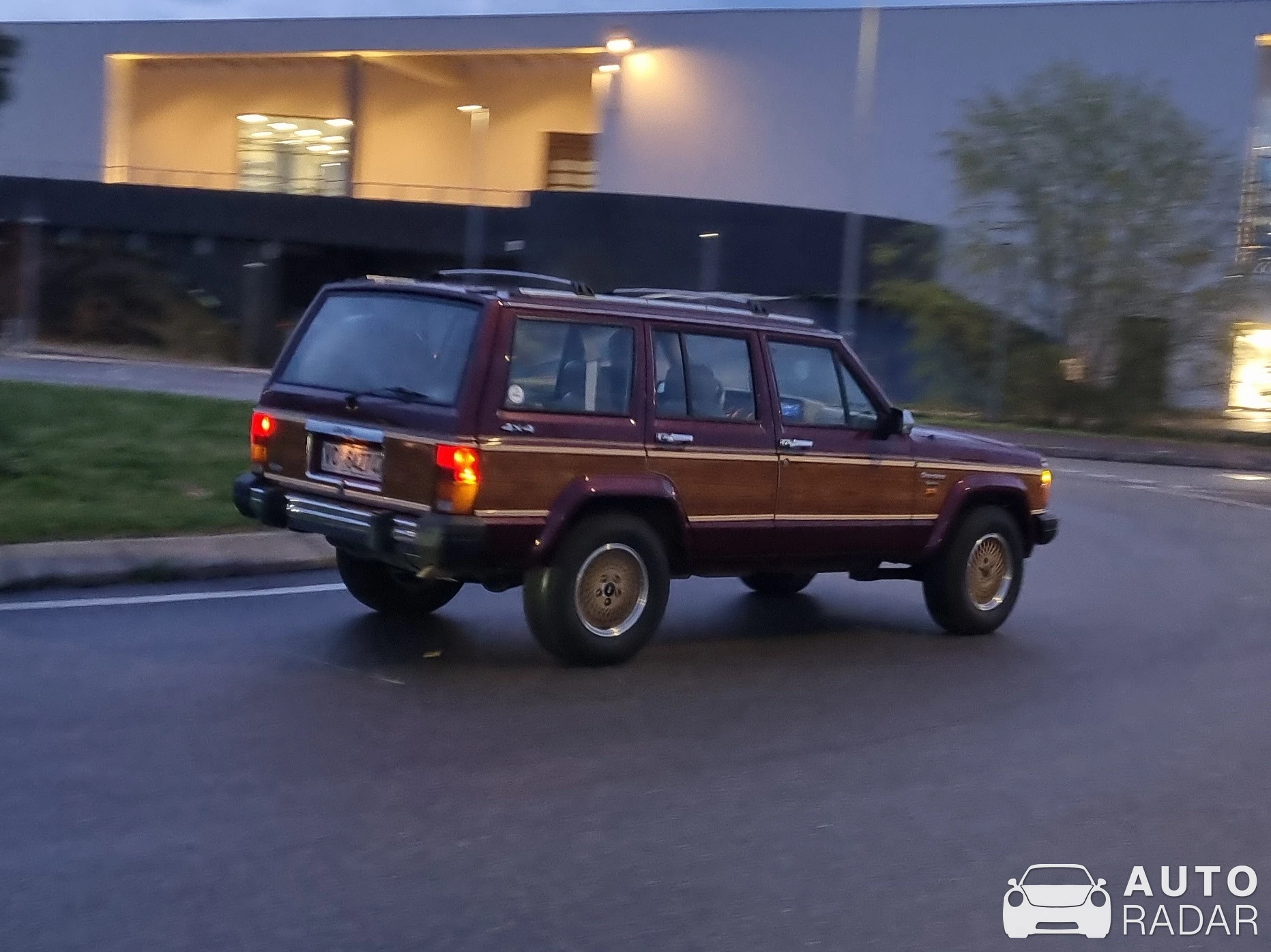 Jeep Cherokee spotted in Segrate