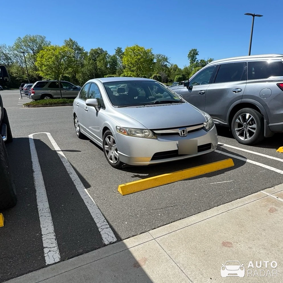 Honda Civic Sedan 2010 spotted in Flemington