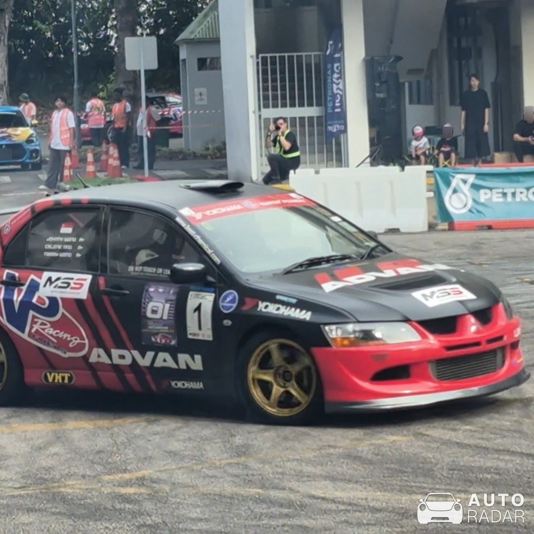 Mitsubishi Lancer Evolution VIII MR spotted in Singapore